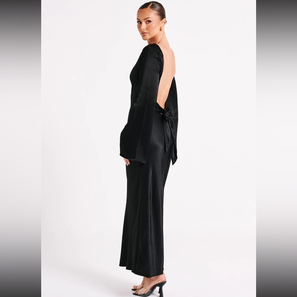 MESHKI BLACK SATIN DRESS - Picture 5 of 10